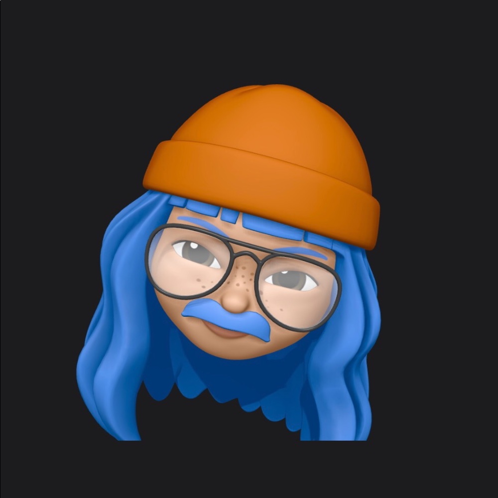 Meet your Posher, Chloe